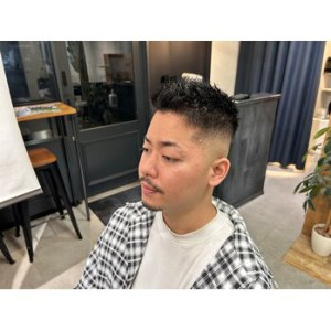 フェザーアップ　フェード　クフィア　なんば　南海難波　日本橋　恵美須町　バーバー　理容室