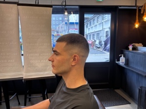 バズカット　フェード　クフィアメンズヘアカンポ　なんば　浪速区　南海難波　日本橋　恵美須町　バーバー　理容室